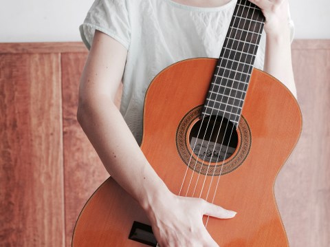 colleen-guitar-by-isabel-dublang-14-september-2016